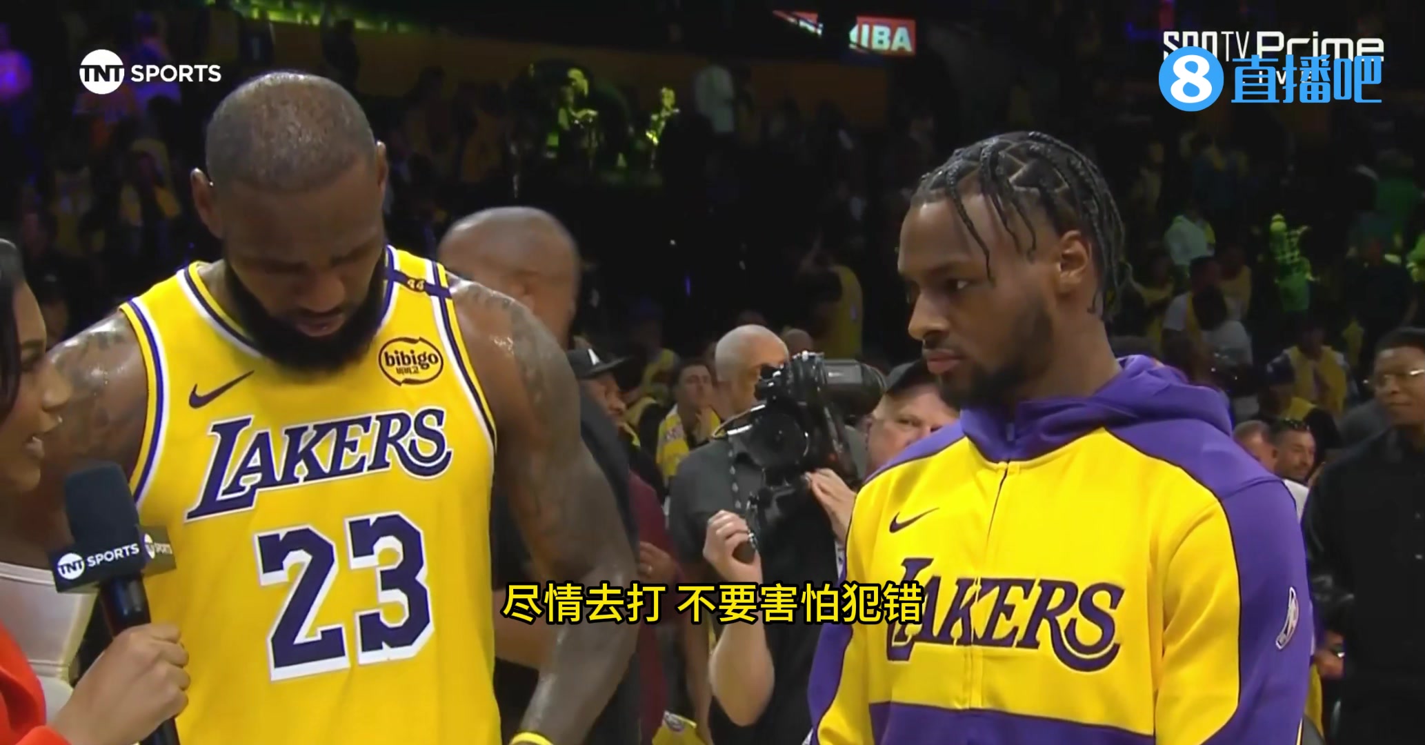 詹姆斯：NBA里只有450個(gè)球員，所以布朗尼的一切都得靠自己去爭(zhēng)取！